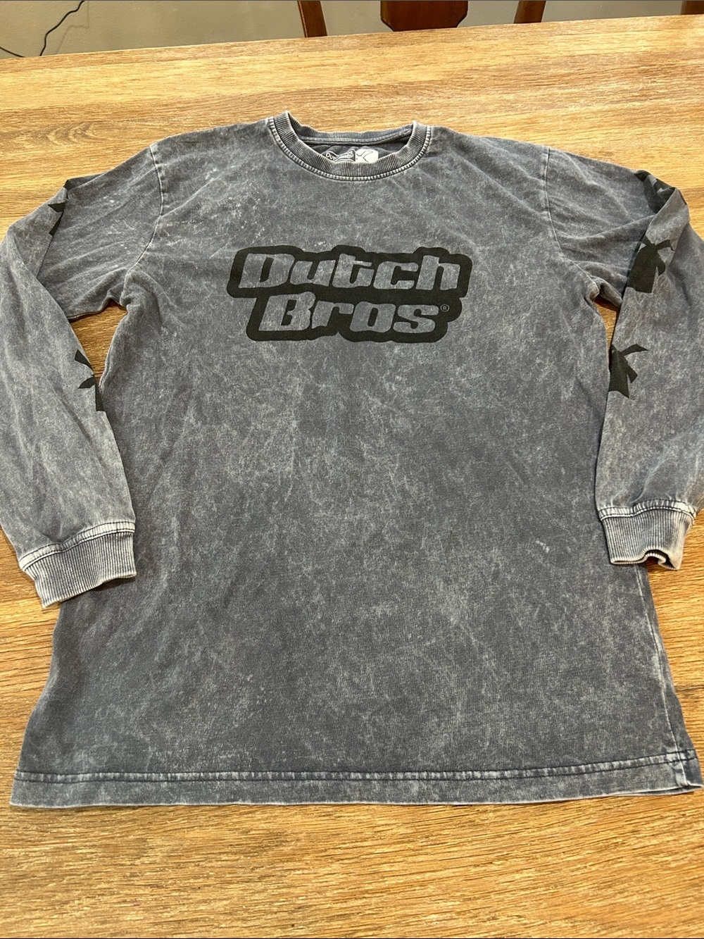✌️RARE Dutch Bros Gray Washed Long Sleeve Logo Tee small